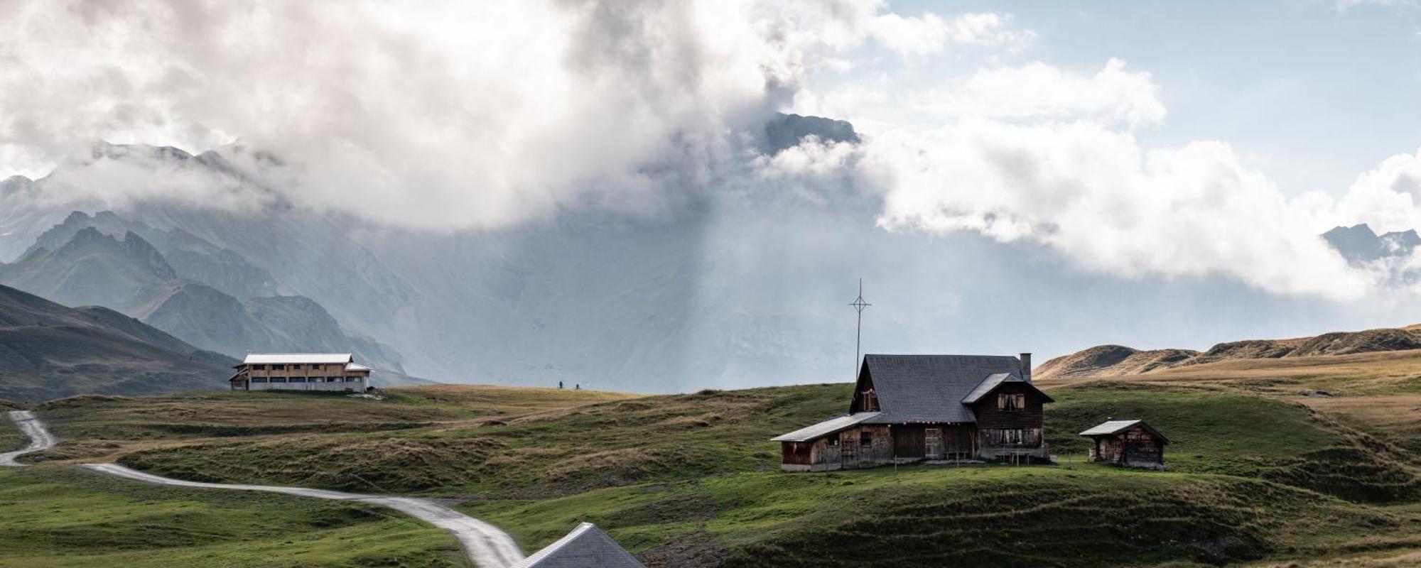 Berghotel Distelboden Melchsee Frutt Bagian luar foto